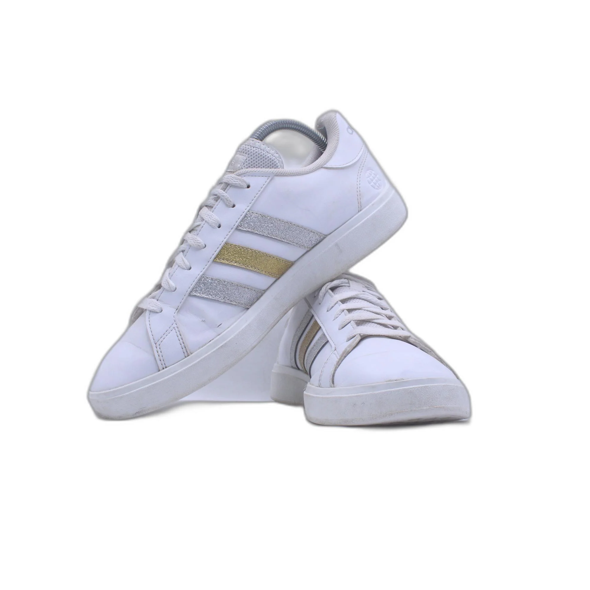 Adidas Women White Shoe - Image 5
