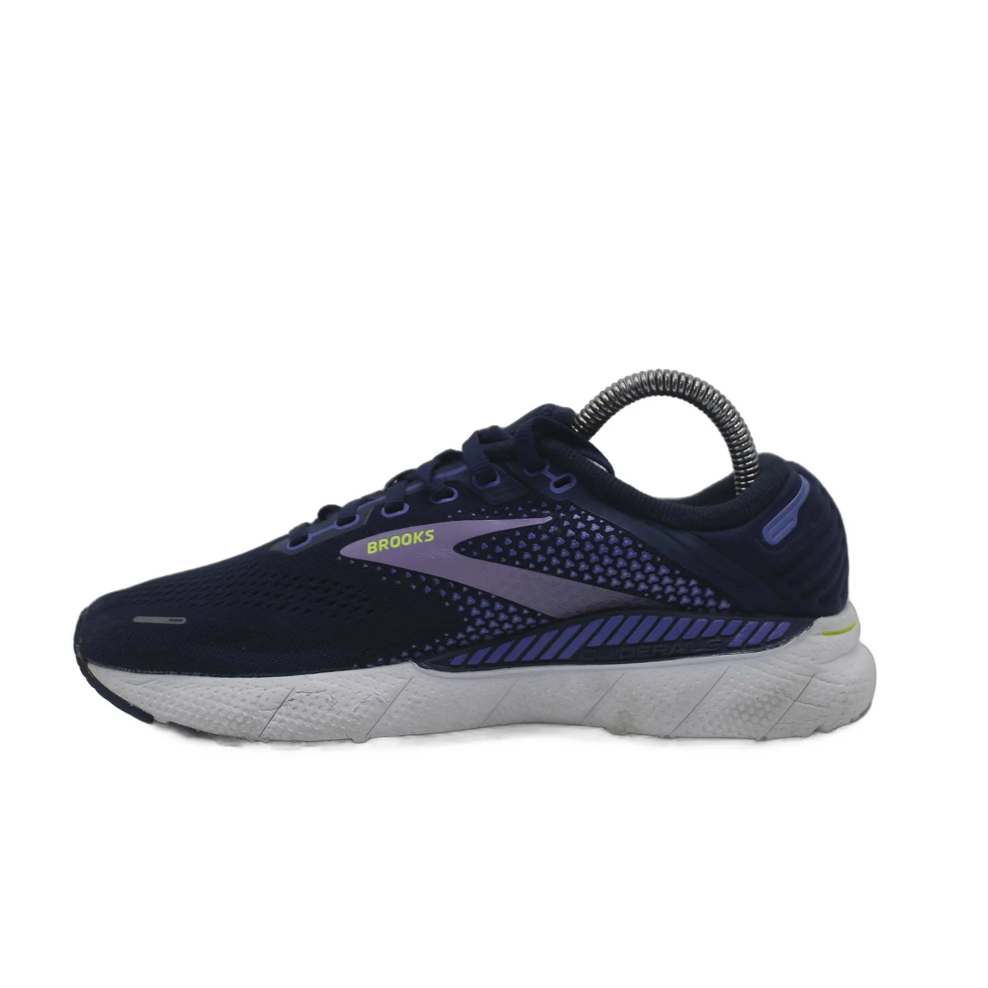 Brooks Women Adrenaline GTS22 Supportive Running Shoe - Image 2