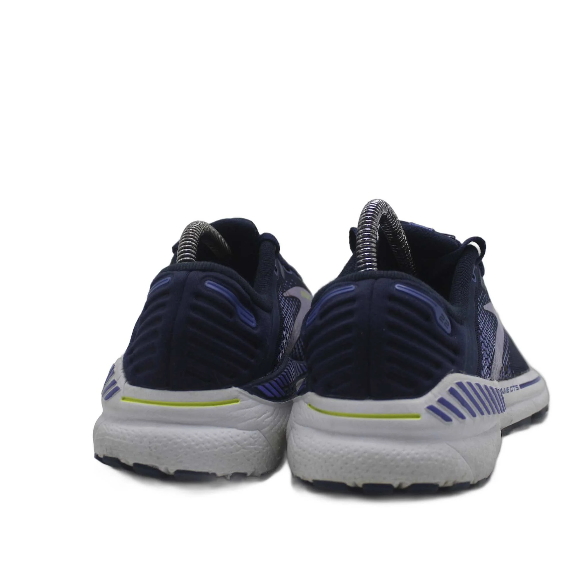 Brooks Women Adrenaline GTS22 Supportive Running Shoe - Image 4