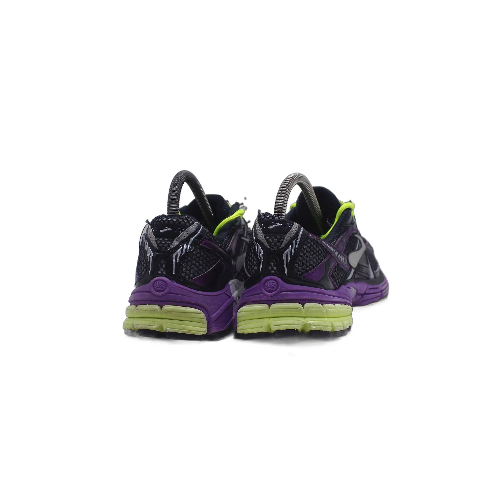 Brooks Women's Ravenna 4 Running Shoe - Image 4
