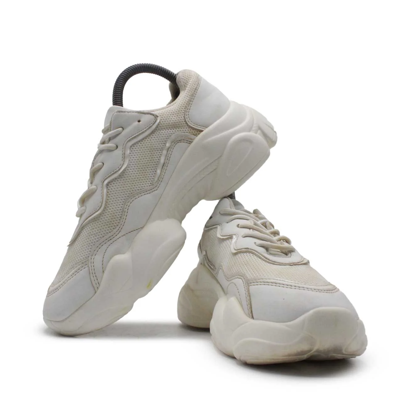 Classic White Women Casual Shoe - Image 2