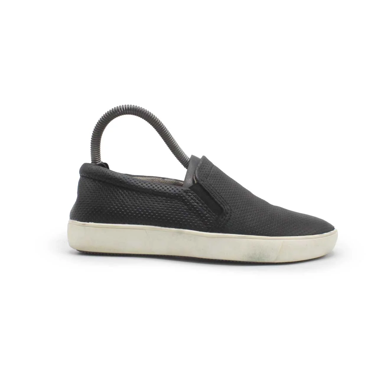 CLASSIC WOMEN CASUAL SHOE