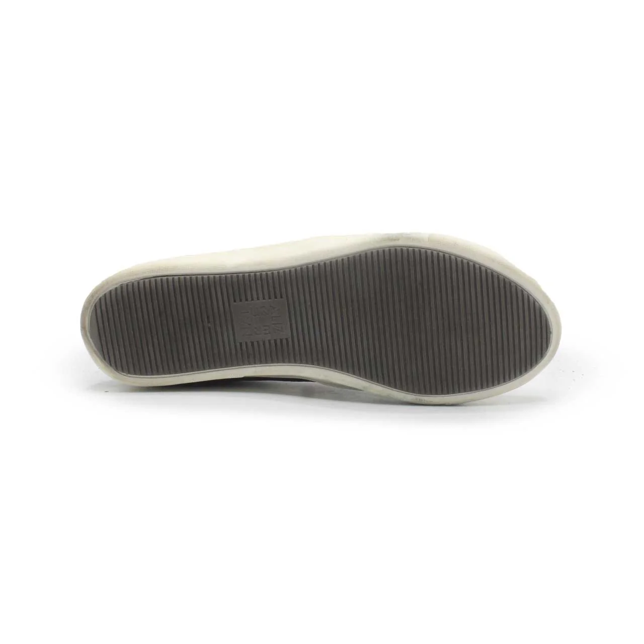 CLASSIC WOMEN CASUAL SHOE - Image 5