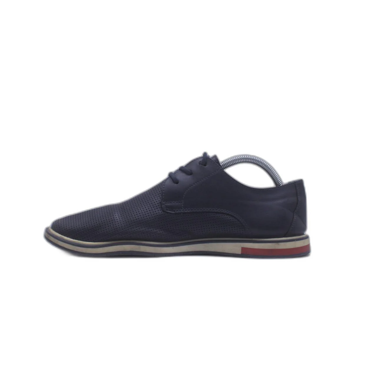LC Walk IKI Formal Shoe - Image 2