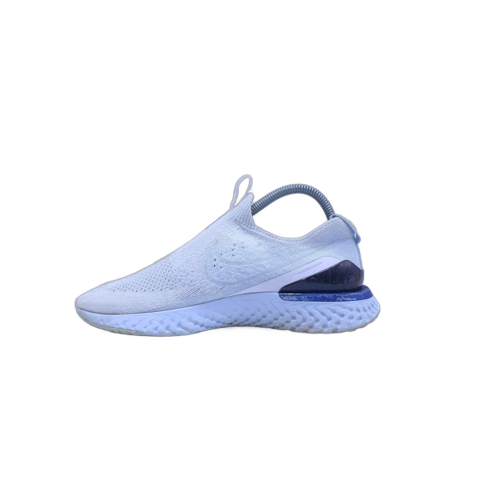 Nike Epic Phantom React Flyknit Shoe - Image 2