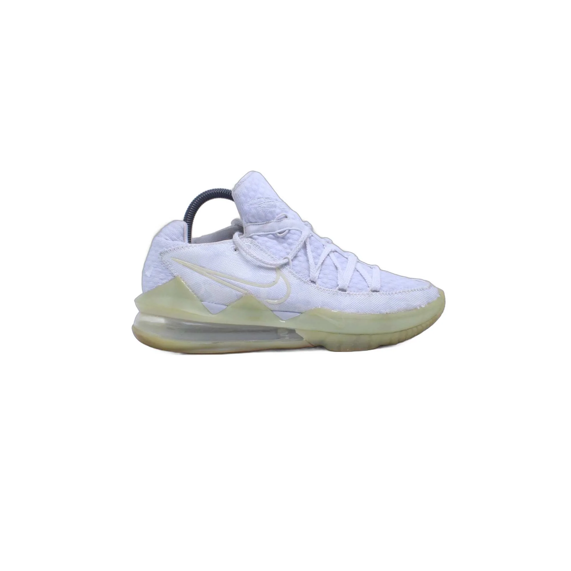 Nike LeBron 17 Low 'White Camo' Shoe