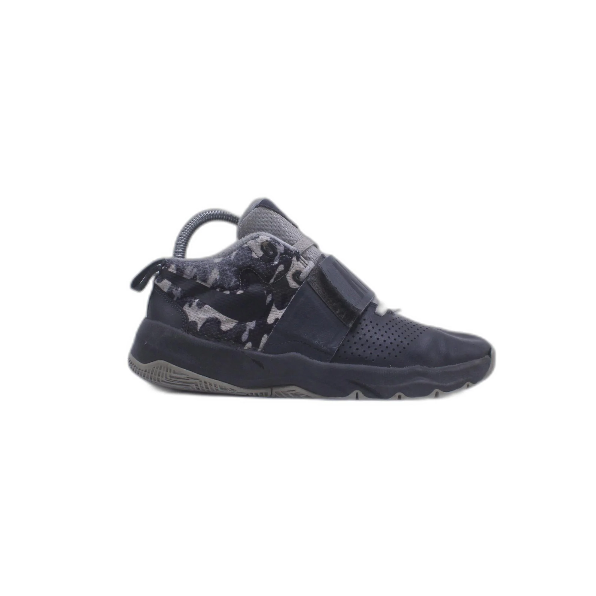 Nike Team Hustle D8 Black Camo Basketball Shoe