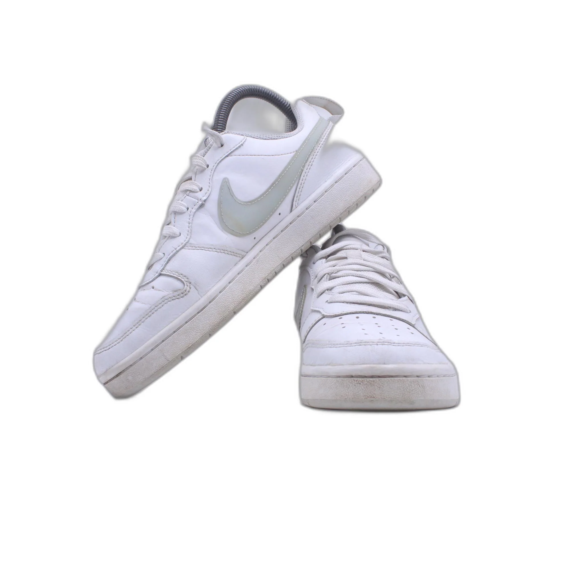 NIKE WHITE SHOES - Image 3