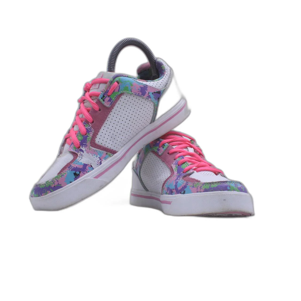 NSS White Sneaker - Image 5