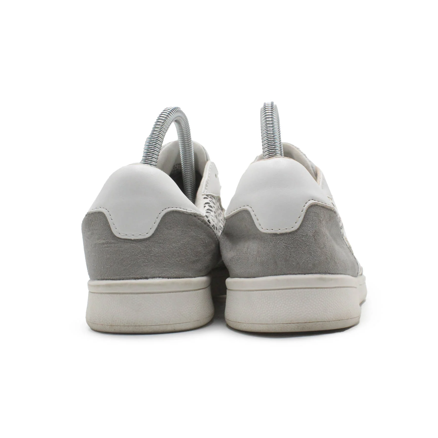 Old Navy Cheetah Printed Tennis Shoe - Image 5