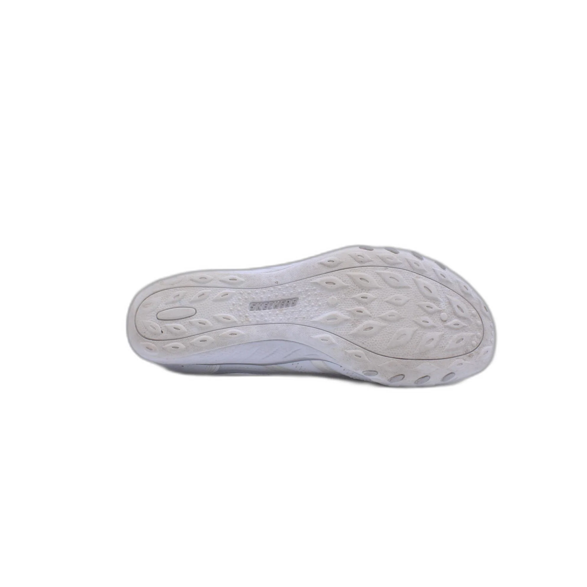 Skechers Womens Breathe-Easy Simple Pleasure White Casual Flat - Image 3