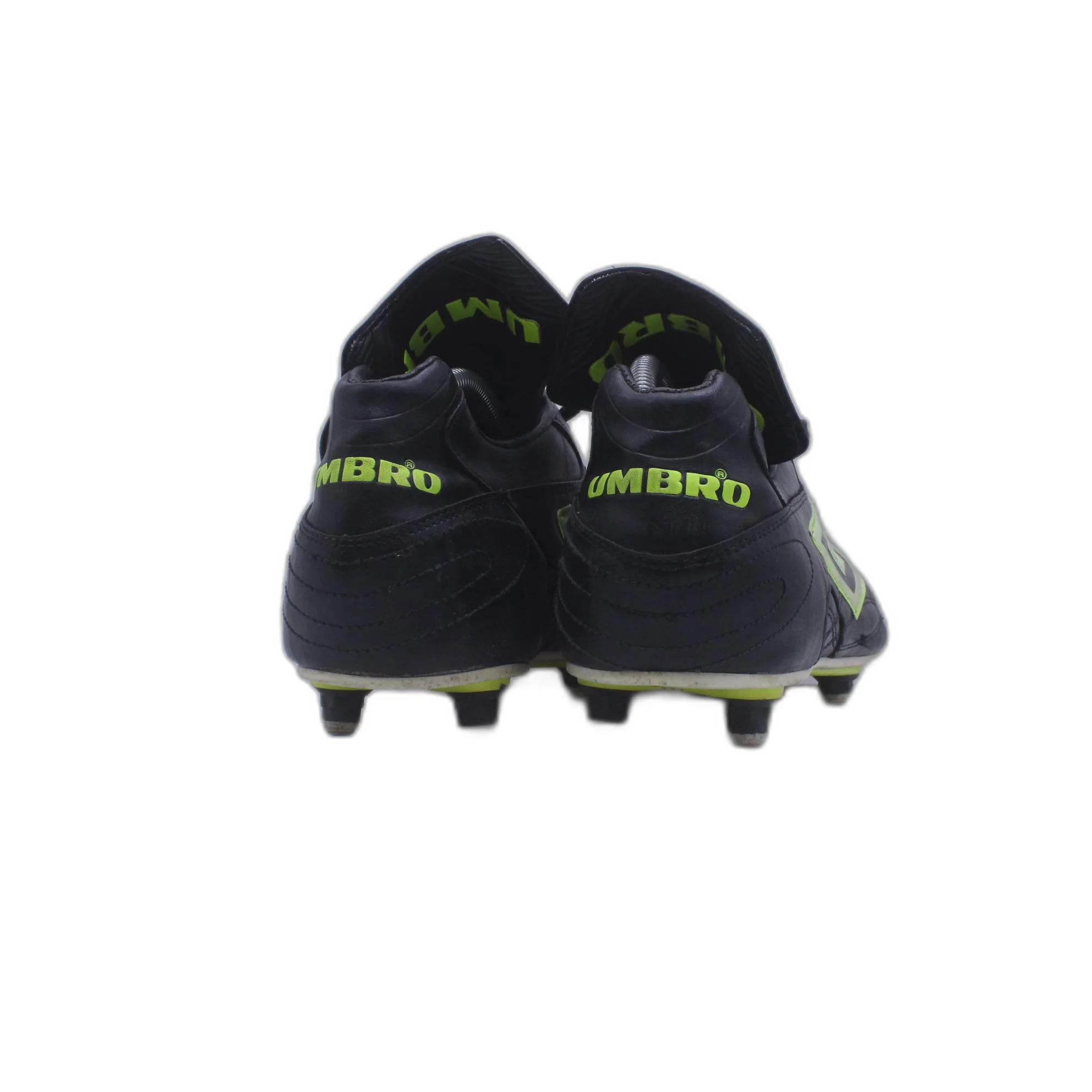 Umbro Speciali A League Vintage Black Football Cleat - Image 4