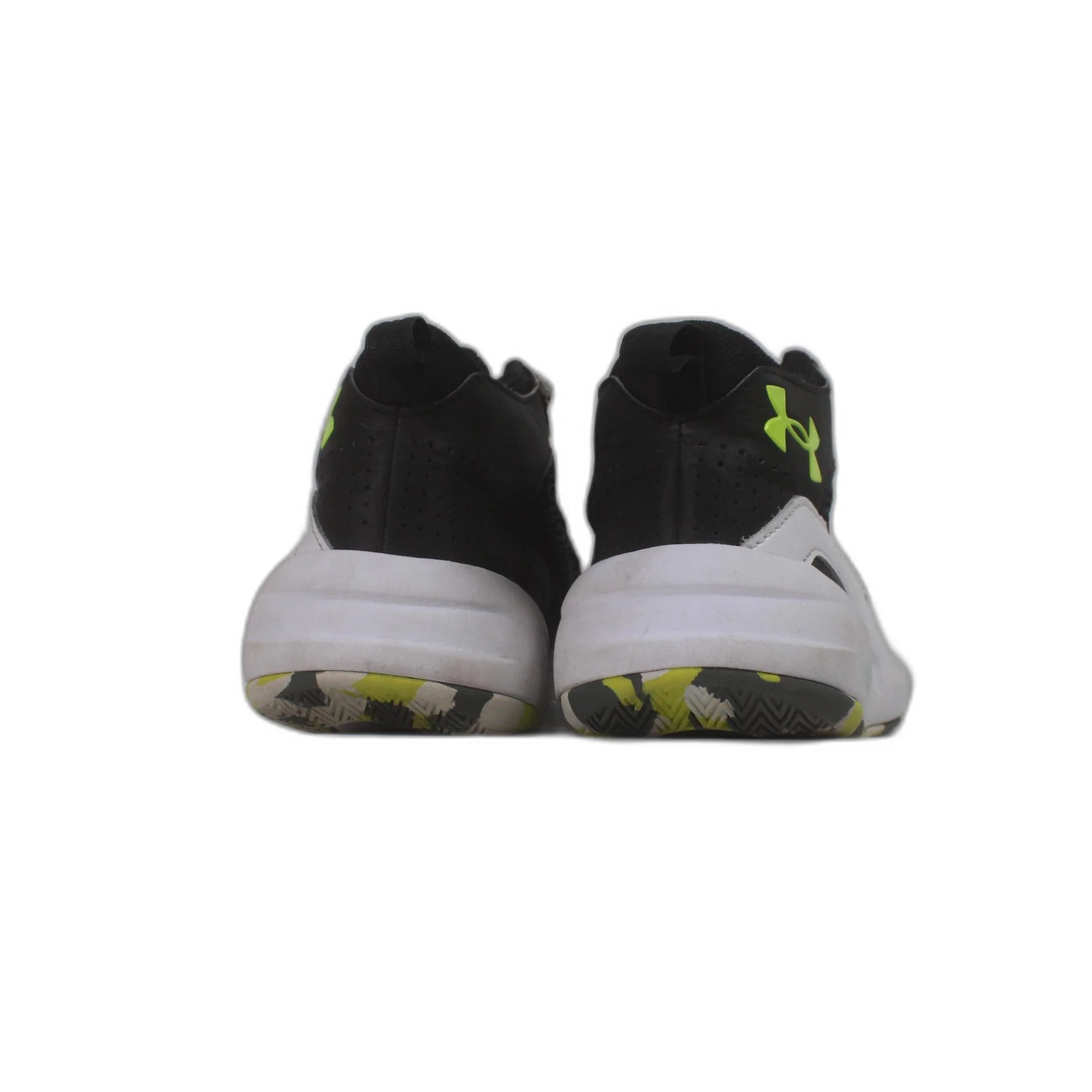 Under Armour UA Lockdown 5 Basketball Shoe - Image 4