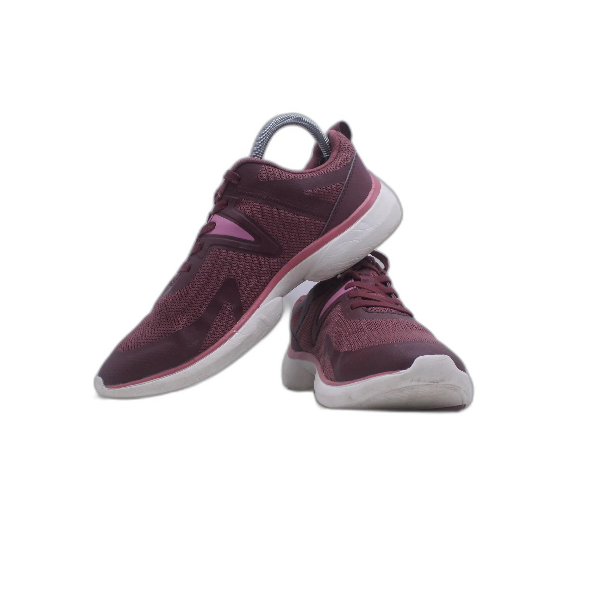 Vionic Women Kallie Slip On Walking Shoe - Image 5